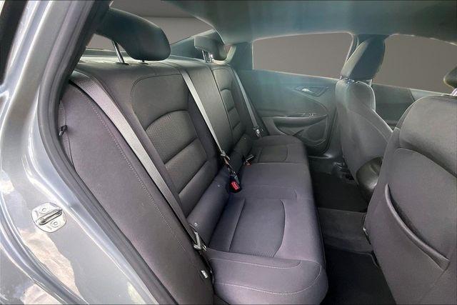 Chevrolet Malibu 4dr Sdn LS w/1FL 2024