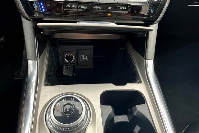 Ford Explorer Limited RWD 2021