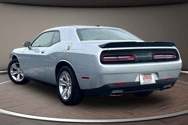 Dodge Challenger SXT RWD 2023