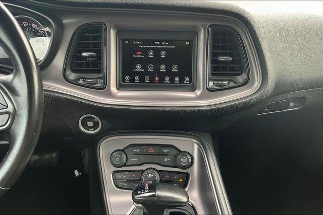 Dodge Challenger SXT RWD 2023