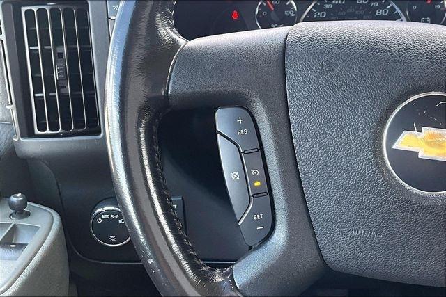 Chevrolet Express Passenger RWD 3500 155" LS 2022