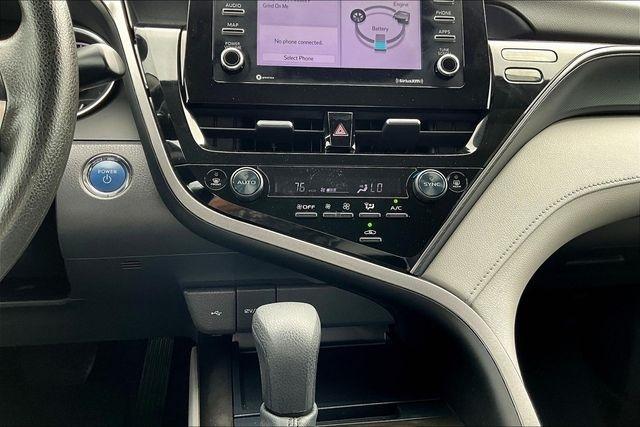 Toyota Camry Hybrid LE CVT (Natl) 2023