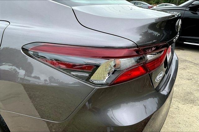 Toyota Camry Hybrid LE CVT (Natl) 2023