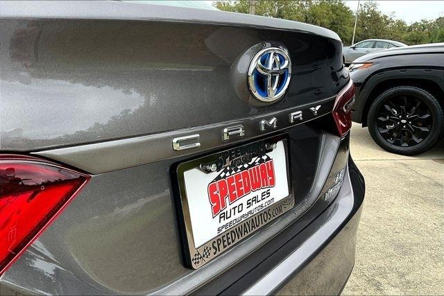 Toyota Camry Hybrid LE CVT (Natl) 2023