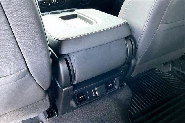 Chevrolet Silverado 1500 2WD Crew Cab 157" LT 2022