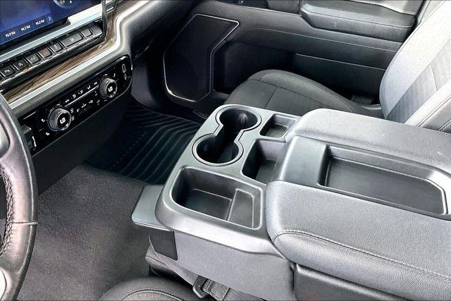 Chevrolet Silverado 1500 2WD Crew Cab 157" LT 2022