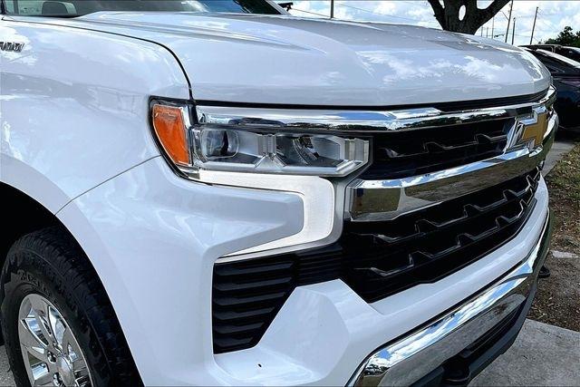 Chevrolet Silverado 1500 2WD Crew Cab 157" LT 2022