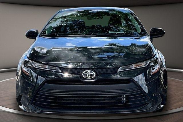 Toyota Corolla LE CVT (Natl) 2025