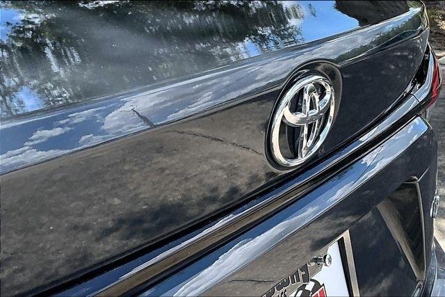 Toyota Corolla LE CVT (Natl) 2025