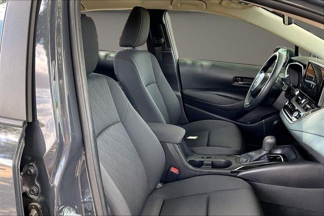 Toyota Corolla LE CVT (Natl) 2025