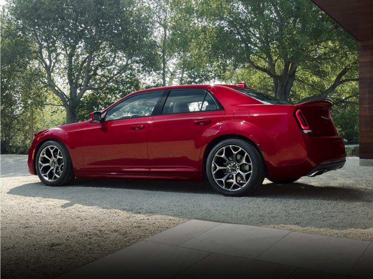 2021 Chrysler 300 S's photo