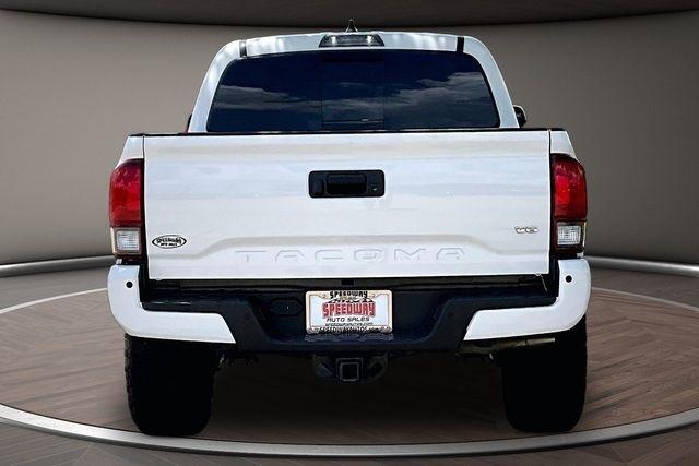 Toyota Tacoma 2WD TRD Off Road Double Cab 5' Bed V6 AT (Natl) 2022