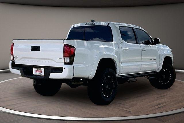 Toyota Tacoma 2WD TRD Off Road Double Cab 5' Bed V6 AT (Natl) 2022