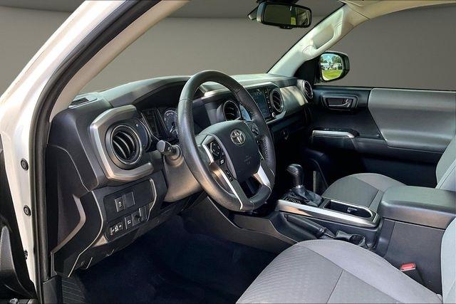 Toyota Tacoma 2WD TRD Off Road Double Cab 5' Bed V6 AT (Natl) 2022