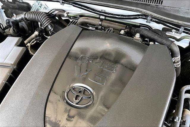 Toyota Tacoma 2WD TRD Off Road Double Cab 5' Bed V6 AT (Natl) 2022