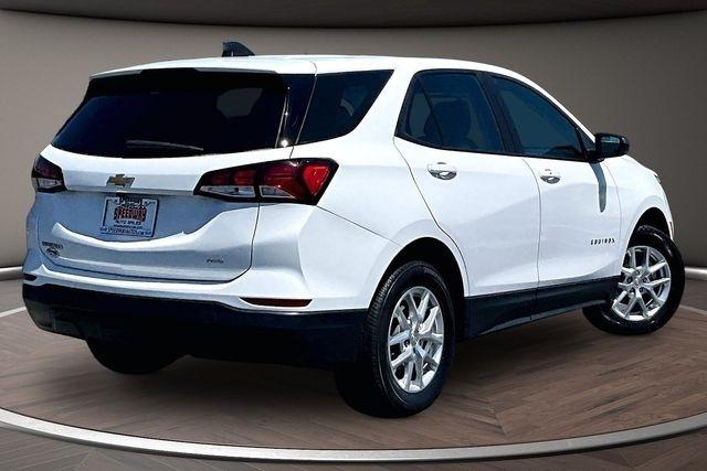 Chevrolet Equinox AWD 4dr LS w/1LS 2024