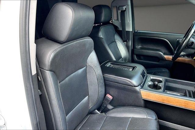 Chevrolet Silverado 1500 4WD Crew Cab 143.5" LTZ w/1LZ 2018