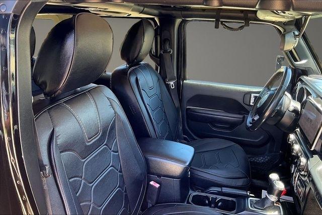 2025 Chevrolet Silverado 2500HD Custom - Photo 22