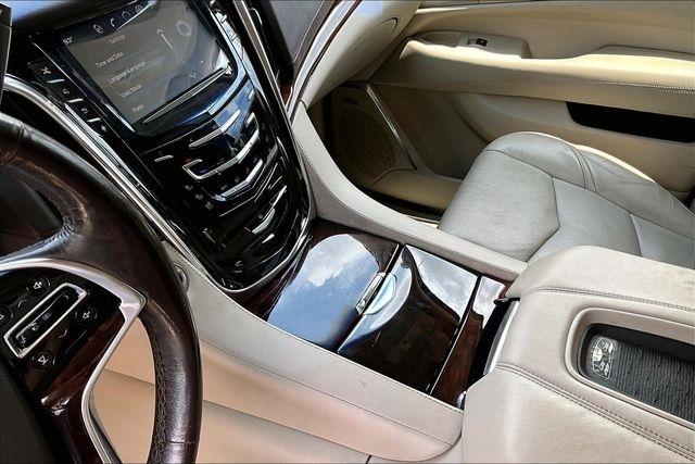 Cadillac Escalade 4WD 4dr Premium Collection 2016