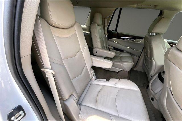 Cadillac Escalade 4WD 4dr Premium Collection 2016