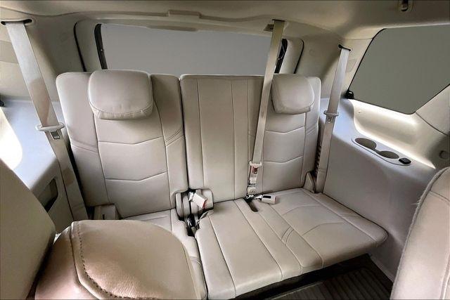 Cadillac Escalade 4WD 4dr Premium Collection 2016