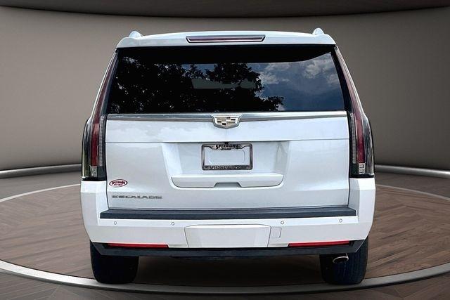 Cadillac Escalade 4WD 4dr Premium Collection 2016