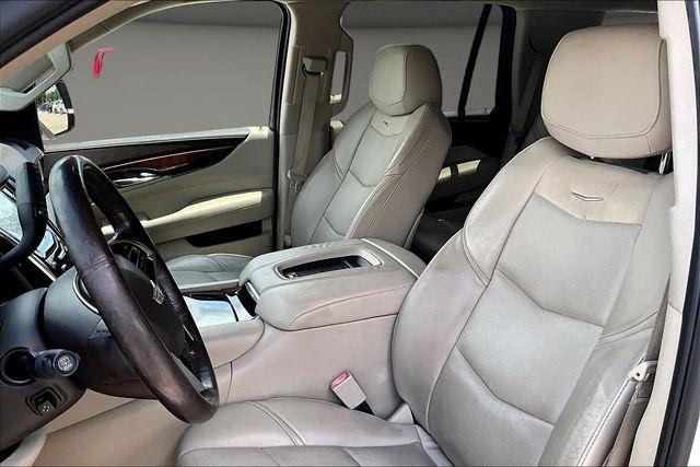 Cadillac Escalade 4WD 4dr Premium Collection 2016