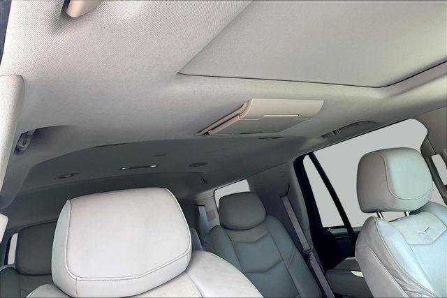 Cadillac Escalade 4WD 4dr Premium Collection 2016