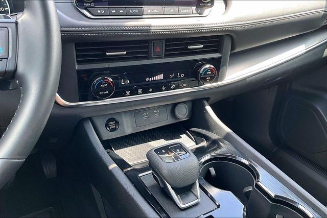 Nissan Rogue FWD SV 2025