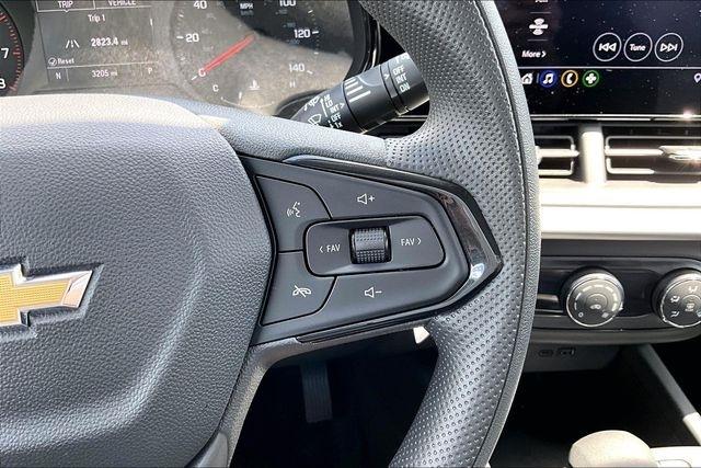 Chevrolet Trax FWD 4dr LS 2026