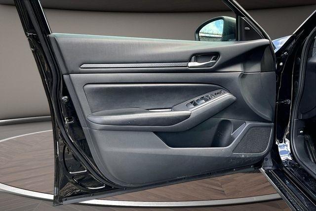 Nissan Altima 2.5 SV Sedan 2024