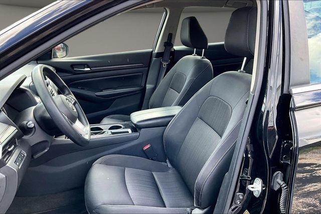 Nissan Altima 2.5 SV Sedan 2024