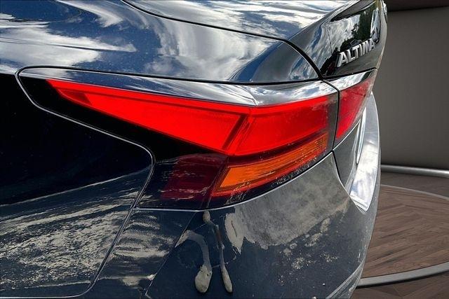Nissan Altima 2.5 SV Sedan 2024