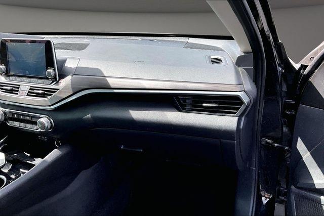Nissan Altima 2.5 SV Sedan 2024