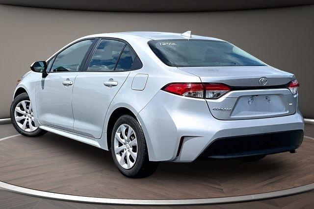 Toyota Corolla LE CVT (Natl) 2024