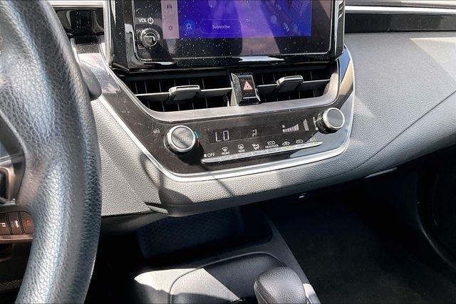 Toyota Corolla LE CVT (Natl) 2024