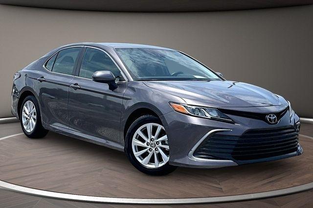 Toyota Camry LE Auto (Natl) 2024