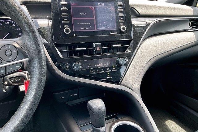 Toyota Camry LE Auto (Natl) 2024