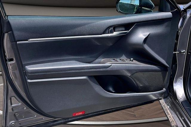 Toyota Camry LE Auto (Natl) 2024