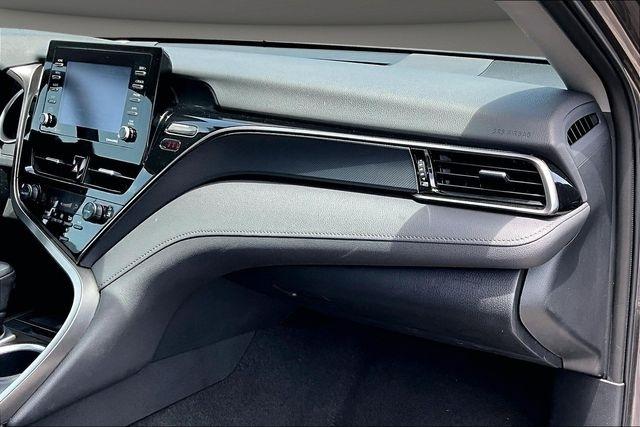 Toyota Camry LE Auto (Natl) 2024