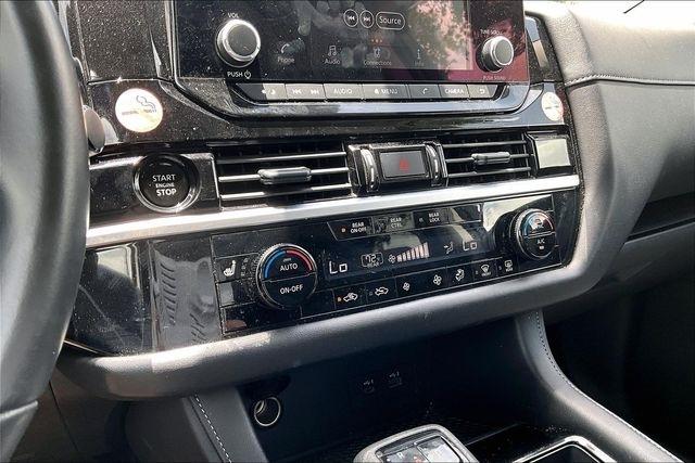 Nissan Pathfinder SV 2WD 2025