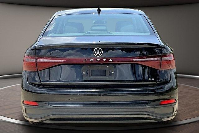 Volkswagen Jetta SE Auto 2025