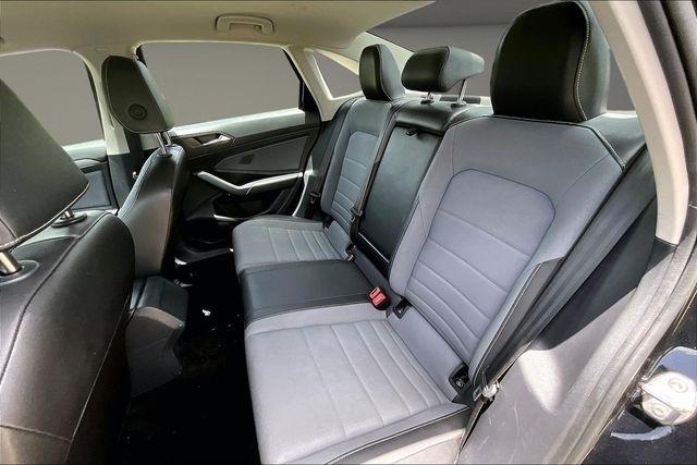 Volkswagen Jetta SE Auto 2025