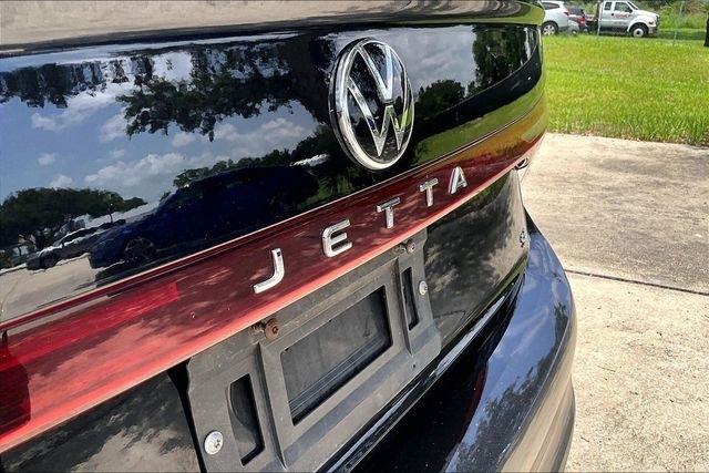 Volkswagen Jetta SE Auto 2025