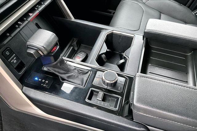 Toyota Tundra 4WD SR5 Double Cab 6.5' Bed (Natl) 2022