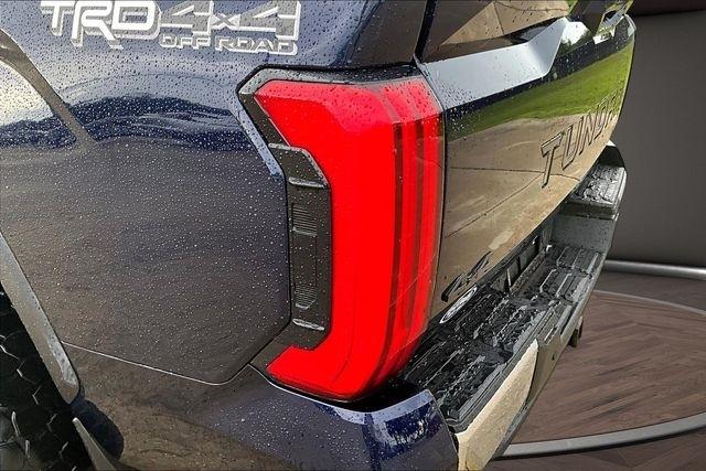 Toyota Tundra 4WD SR5 Double Cab 6.5' Bed (Natl) 2022