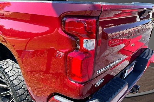 Chevrolet Silverado 1500 4WD Crew Cab 147" RST 2020