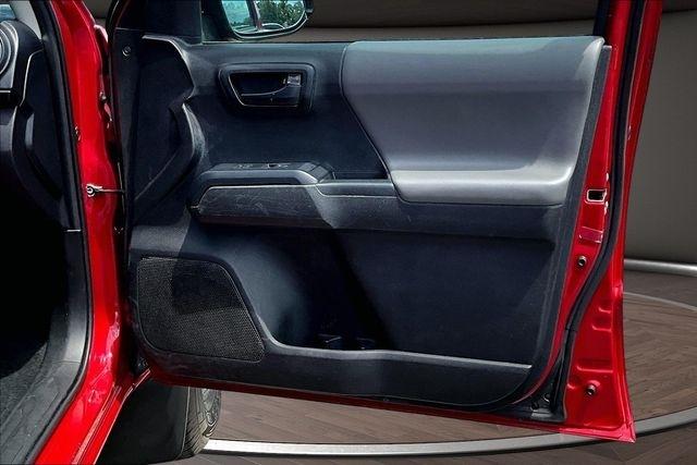 Toyota Tacoma 2WD SR5 Access Cab 6' Bed I4 AT (Natl) 2021