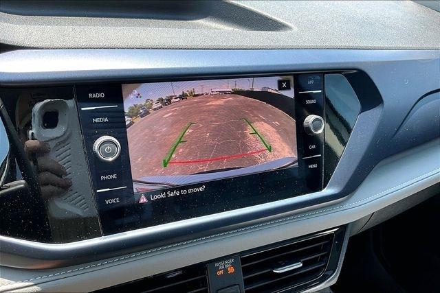 Volkswagen Taos SE FWD 2024
