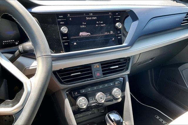 Volkswagen Taos SE FWD 2024